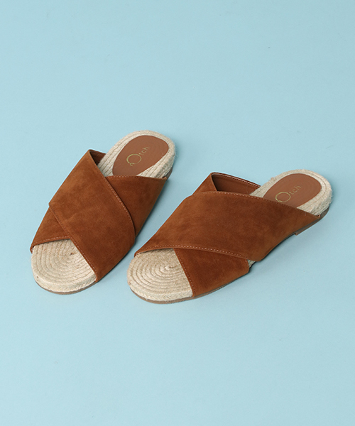 notch.(ノッチ)の「クロスベルトサンダル(サンダル・レディース・ブラック/ワイン/マスタード/パープル/ブラウン・XL/M/L/S)」の3枚目の写真