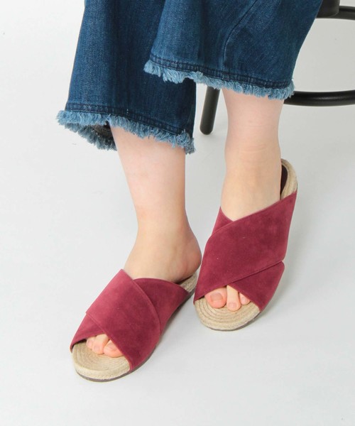 notch.(ノッチ)の「クロスベルトサンダル(サンダル・レディース・ブラック/ワイン/マスタード/パープル/ブラウン・XL/M/L/S)」の1枚目の写真