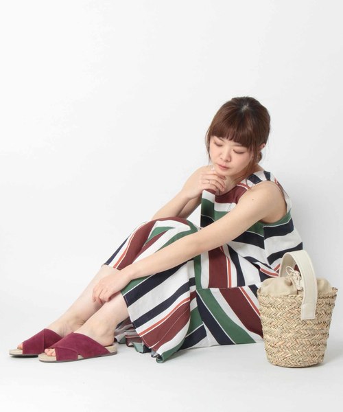 notch.(ノッチ)の「クロスベルトサンダル(サンダル・レディース・ブラック/ワイン/マスタード/パープル/ブラウン・XL/M/L/S)」の21枚目の写真