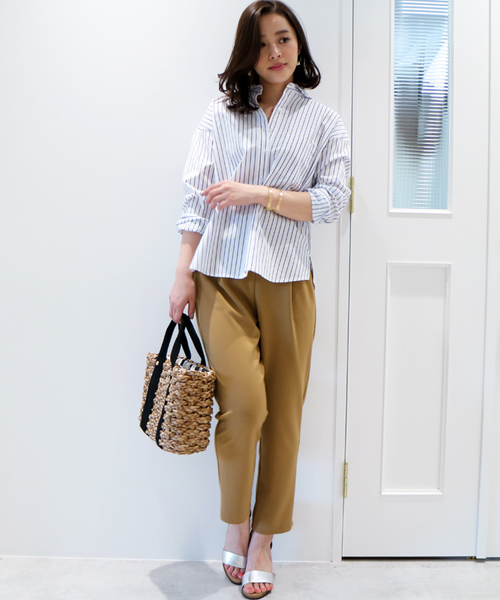 N.（N. Natural Beauty Basic）（エヌエヌナチュラルビューティーベーシック）の「コットンBIGシャツ（シャツ/ブラウス・レディース・ホワイト/ホワイト系その他/ダークネイビー・MEDIUM）」の4枚目の写真