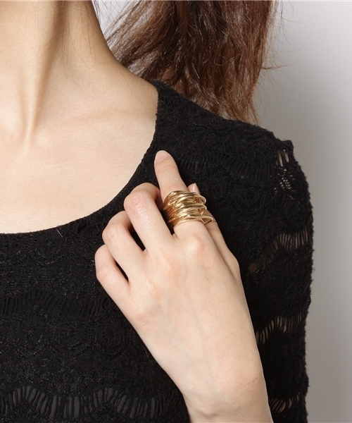 Demi-Luxe BEAMS(デミルクス ビームス)の「IOSSELLIANI / 8連リング "gold"(リング・レディース・その他1・12号/14号)」の4枚目の写真