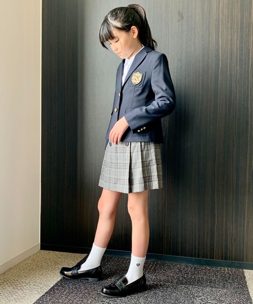 COMME CA ISM(コムサイズム)の「紺ブレザー(女の子向け)(110-130cm)(テーラードジャケット・キッズ・ネイビー・120cm/130cm/110cm)」の4枚目の写真