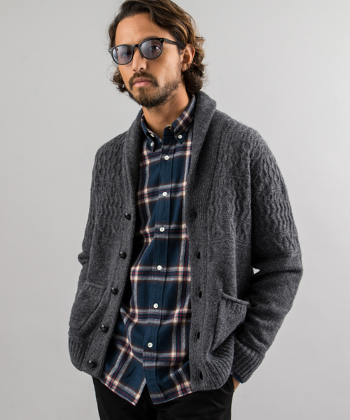 URBAN RESEARCH ROSSO(アーバンリサーチロッソ)の「ハミルトンラムズウールジャガードカーディガン(カーディガン/ボレロ・メンズ・グレー/ネイビー/キャメル/チャコールグレー・SMALL/MEDIUM/LARGE/X-LARGE)」の1枚目の写真