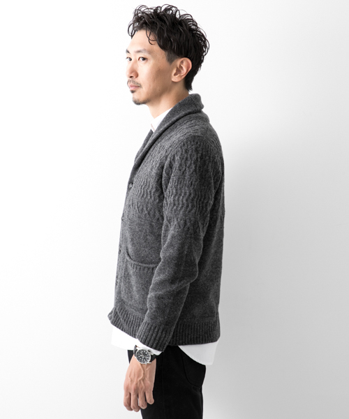 URBAN RESEARCH ROSSO(アーバンリサーチロッソ)の「ハミルトンラムズウールジャガードカーディガン(カーディガン/ボレロ・メンズ・グレー/ネイビー/キャメル/チャコールグレー・SMALL/MEDIUM/LARGE/X-LARGE)」の11枚目の写真