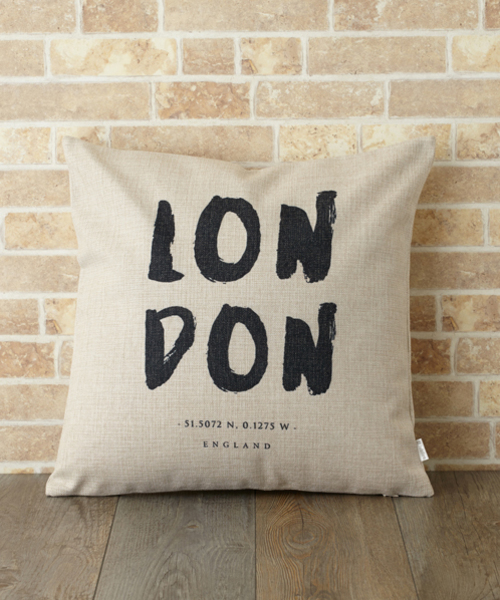 Jubilee（ジュビリー）の「北欧デザイン クッションカバー（クッション/クッションカバー・レディース・ホワイト/ブラウン/イエロー/ホワイト×ブラック/ブラック×イエロー/アニマル/ブラック×ピンク/ホワイト×イエロー/グレー/ストライプ/レインボー/ホワイト×ライトピンク/オレンジ/ラベンダー/ピンク/マルチ/ホワイト×グリーン/ピンク系その他/ライトブルー/ホワイト×ネイビー/ブルー系その他/スカイブルー/ダークオレンジ/ホワイト×ブルー/ダークブラウン/グリーン系その他/ベージュ系その他/ホワイト×パープル/イエロー系その他/ブルー/ミント/グリーン系その他2・FREE）」の2枚目の写真