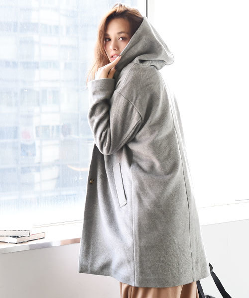 Luz Llena(ラズレナ)の「カルゼフード付きロングコート(その他アウター・レディース・ブラック/グレー/キャメル・MEDIUM/LARGE)」の7枚目の写真