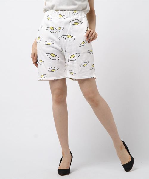 PUNYUS（プニュズ）の「目玉焼き総柄スウェットショーパン（その他パンツ・レディース・ホワイト/ブラック・1/2/3/4）」の5枚目の写真