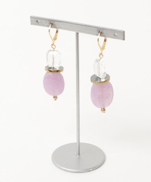 TONE SELECT GOODS(トーンセレクトグッズ)の「【jyoiv】ピアス(ピアス(両耳用)・レディース・ベージュ/ゴールド・FREE)」の2枚目の写真