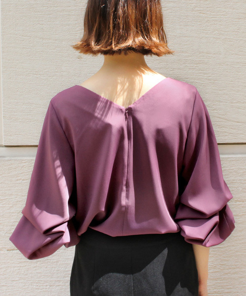 RANDA(ランダ)の「2WAYホイップスリーブVネックブラウス(シャツ/ブラウス・レディース・ブルー/パープル/マスタード・0/1)」の6枚目の写真