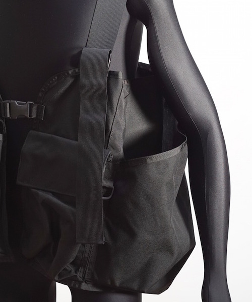 BATTLE LAKE（バトルレイク）の「BATTLE LAKE GAME VEST（ベスト