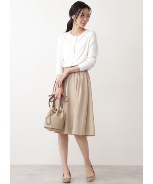 NATURAL BEAUTY BASIC（ナチュラルビューティーベーシック）の「【with 3月号掲載】コットンポリエステルベーシックカーディガン（カーディガン/ボレロ・レディース・ネイビー/オフホワイト/イエロー/グリーン・MEDIUM）」の11枚目の写真