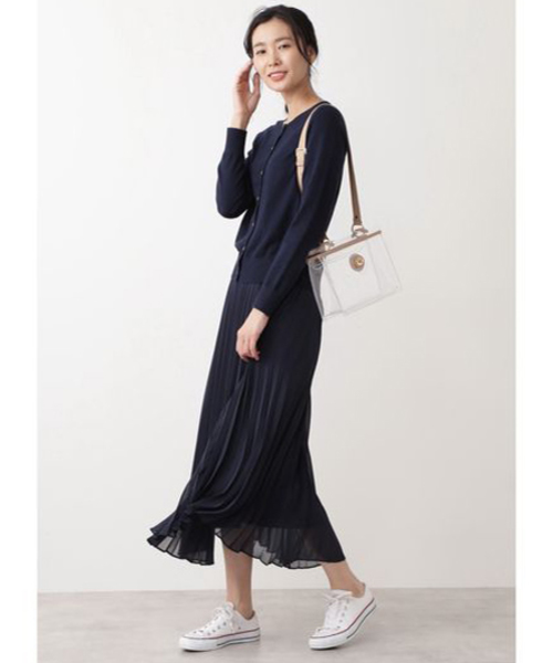 NATURAL BEAUTY BASIC（ナチュラルビューティーベーシック）の「【with 3月号掲載】コットンポリエステルベーシックカーディガン（カーディガン/ボレロ・レディース・ネイビー/オフホワイト/イエロー/グリーン・MEDIUM）」の15枚目の写真