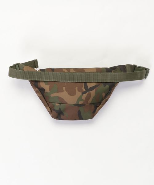 EVEREST(エベレスト)の「【EVEREST/エベレスト】Signature Waist Pack /ウエストバッグ/ファニーパック(ボディバッグ/ウエストポーチ・レディース・ブラック/ネイビー/ブラウン系カモフラージュ/グリーン系カモフラージュ・FREE)」の5枚目の写真