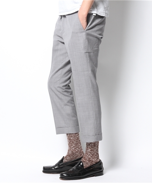 And A（アンドエー）の「WOOLトロSLIMアンクルSLACKS（スラックス・メンズ・グレー/グリーン/ネイビー・42/44）」の4枚目の写真