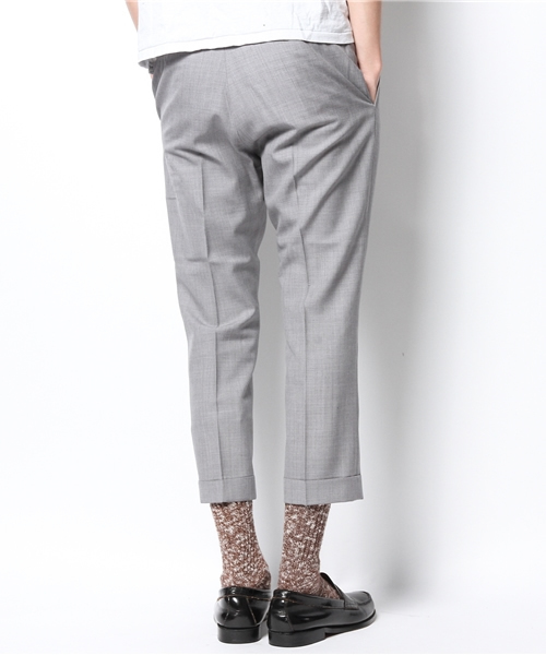 And A（アンドエー）の「WOOLトロSLIMアンクルSLACKS（スラックス・メンズ・グレー/グリーン/ネイビー・42/44）」の5枚目の写真