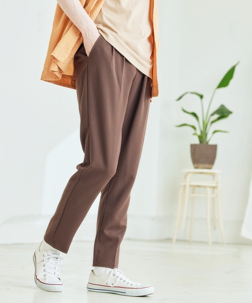 MONO-MART（モノマート）の「TRストレッチスーツ地フルレングスタックテーパードパンツ(MONO-MART)（スラックス・メンズ・ブラック/ネイビー/ブラウン/ブラック系その他/グレー系その他/ブラウン系その他/ベージュ系その他/チャコール/グリーン/ライラック/ホワイト/スモークピンク/サックスブルー/ライトグレー・S/M/L）」の9枚目の写真