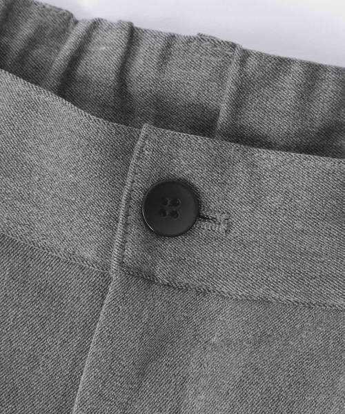 MONO-MART（モノマート）の「TRストレッチスーツ地フルレングスタックテーパードパンツ(MONO-MART)（スラックス・メンズ・ブラック/ネイビー/ブラウン/ブラック系その他/グレー系その他/ブラウン系その他/ベージュ系その他/チャコール/グリーン/ライラック/ホワイト/スモークピンク/サックスブルー/ライトグレー・S/M/L）」の17枚目の写真