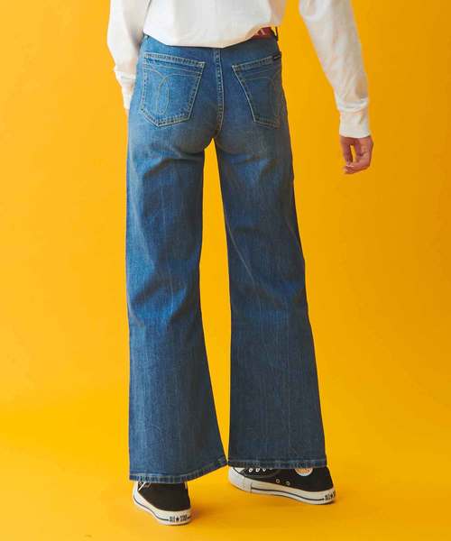 Calvin Klein Jeans（カルヴァンクラインジーンズ）の「アーカイブ アイコンズ ワイド パンツ レッグ アンクル ジーンズ（デニムパンツ・レディース・インディゴブルー・25/26/24/27/28）」の5枚目の写真
