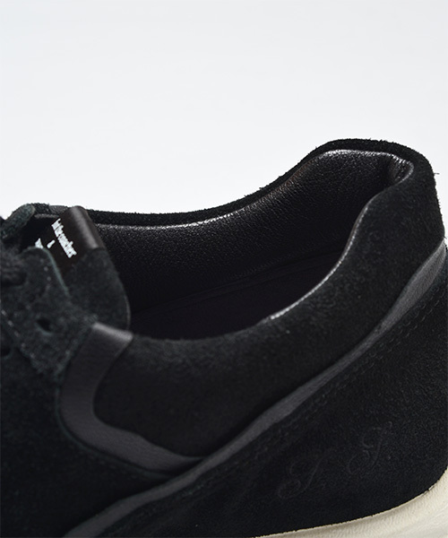 foot the coacher(フットザコーチャー)の「foot the coacher × TAKAHIRO MIYASHITA The SoloIst / F.A.S.t. front lace(スニーカー・メンズ・ブラック/グレー系その他・9/7/8)」の7枚目の写真