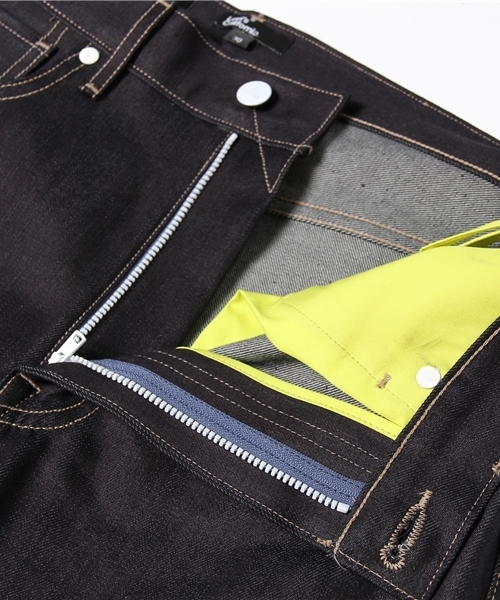 BEAMS（ビームス）の「LEVIS CALIFORNIA / 5ポケットストレート リジッドカラー（デニムパンツ・メンズ・インディゴブルー・28inch/30inch/34inch/32inch）」の7枚目の写真