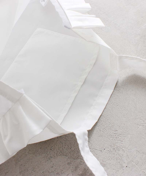 I am I in fact...（アイアムアイインファクト）の「_ナイロンフリルBAG     Ｌサイズ（トートバッグ・レディース・グレー/ブラック/アイボリー/ベージュ系その他・FREE）」の8枚目の写真