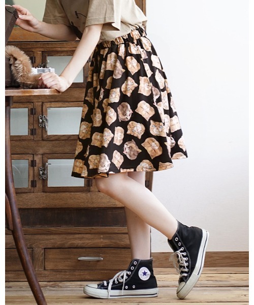 zootie(ズーティー)の「【丈が選べる】ねこ・ネコ・猫・CATスカート(スカート・レディース・ブラック系その他/ブラック系その他2/ベージュ系その他・フリー/フリー(M))」の3枚目の写真