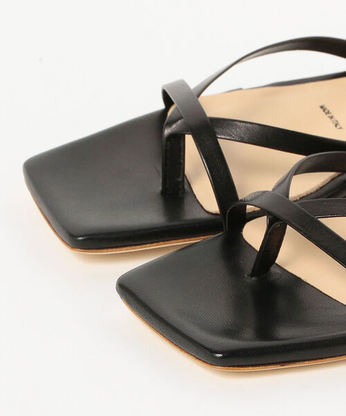 Ray BEAMS(レイビームス)の「FABIO RUSCONI / フラット サンダル(サンダル・レディース・ブラック/サックスブルー・38/39/36/37/35)」の6枚目の写真