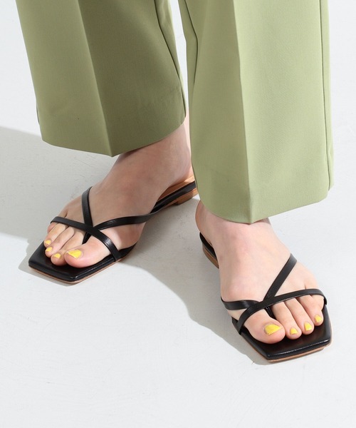 Ray BEAMS(レイビームス)の「FABIO RUSCONI / フラット サンダル(サンダル・レディース・ブラック/サックスブルー・38/39/36/37/35)」の1枚目の写真