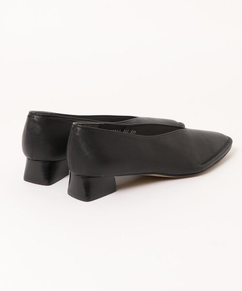 apres（アプレ）の「スクエアトゥパンプス　-8650337（パンプス・レディース・ブラック/グレー/ワイン/グレイッシュベージュ・22.5cm/23.5cm/24.5cm/23.0cm/24.0cm）」の5枚目の写真