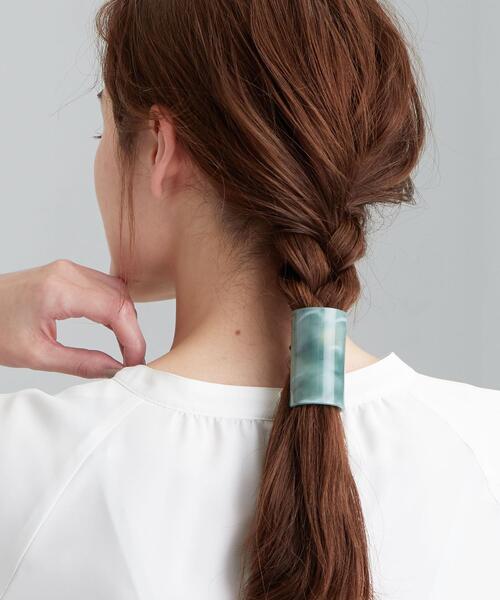 green label relaxing(グリーンレーベルリラクシング)の「★★FM マーブル スクエアカバー ヘアカフ(ヘアゴム・レディース・ライム/ナチュラル・FREE)」の2枚目の写真