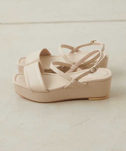 DISCOAT（ディスコート）の「PU巻きウェッジサンダル（サンダル・レディース・アイボリー/チャコールグレー/サックスブルー・MEDIUM/LARGE）」の5枚目の写真