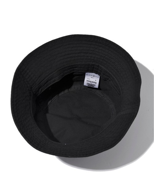 ROUND HOUSE（ラウンドハウス）の「【ROUND HOUSE / ラウンドハウス】タグデザイン バケットハット（ハット・メンズ・ホワイト/ブラック・ONESIZE）」の10枚目の写真
