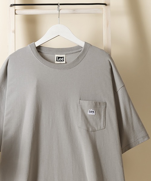 Lee(リー)の「【LEE/リー】ハウスマークミニワッペン付き半袖Tシャツ/ビッグシルエット/ユニセックス(Tシャツ/カットソー・メンズ・ベージュ/アッシュグレー/ホワイト/サックスブルー/ブラック・XL/M/L)」の4枚目の写真