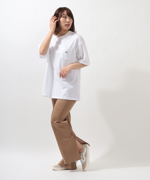 Lee(リー)の「【LEE/リー】ハウスマークミニワッペン付き半袖Tシャツ/ビッグシルエット/ユニセックス(Tシャツ/カットソー・メンズ・ベージュ/アッシュグレー/ホワイト/サックスブルー/ブラック・XL/M/L)」の8枚目の写真