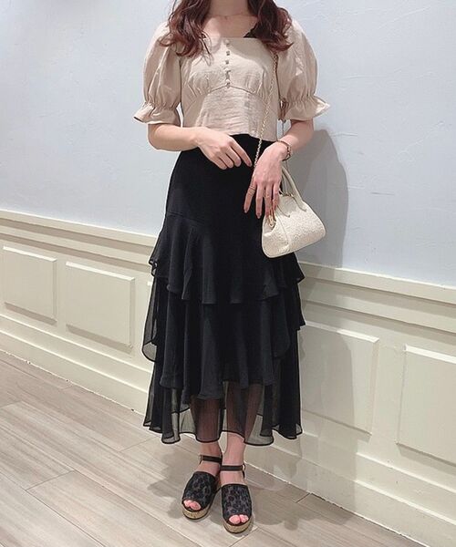 MAJESTIC LEGON（マジェスティックレゴン）の「エアリーティアードスカート（スカート・レディース・アイボリー/ホワイト系その他2/グレー/グレー系その他/グリーン系その他/ブラック/グレー系その他2/ブラウン・SMALL/MEDIUM）」の4枚目の写真