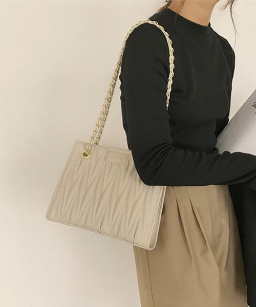 Jasmine Grandiflorum（ジャスミングランディフローラム）の「チェーンハンドバッグ（ハンドバッグ・レディース・ホワイト/ベージュ/ブラック・FREE）」の11枚目の写真