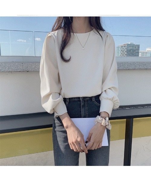 Ritzy(リッツィー)の「大人カジュアル パフスリーブボートネックカットソー(Tシャツ/カットソー・レディース・ベージュ/ブルー・S/M/L/XL)」の10枚目の写真