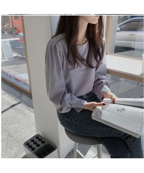 Ritzy(リッツィー)の「大人カジュアル パフスリーブボートネックカットソー(Tシャツ/カットソー・レディース・ベージュ/ブルー・S/M/L/XL)」の4枚目の写真