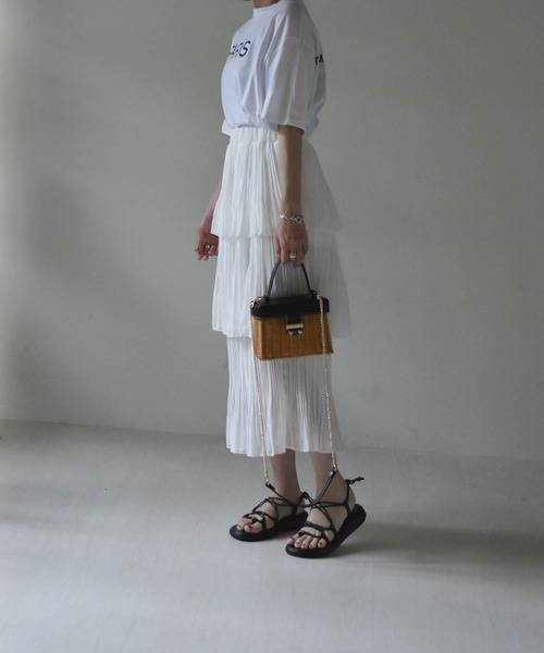 muure(ミュール)の「3段フリルティアードスカート(スカート・レディース・ホワイト/ブラック・FREE)」の7枚目の写真