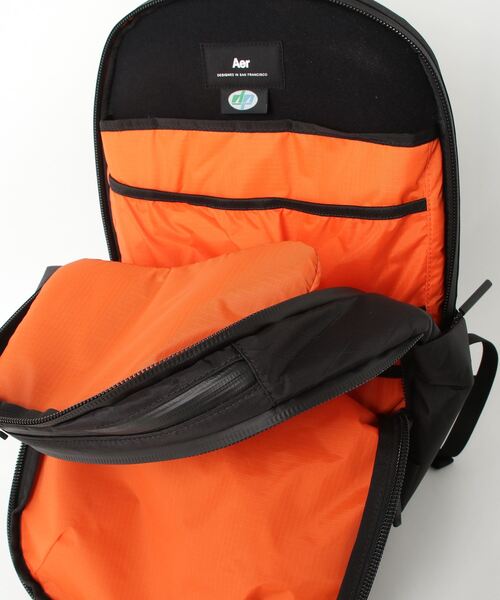 Aer（エアー）の「Aer（エアー）Day Pack2 X-PAC（バックパック/リュック・メンズ・ブラック・FREE）」の4枚目の写真