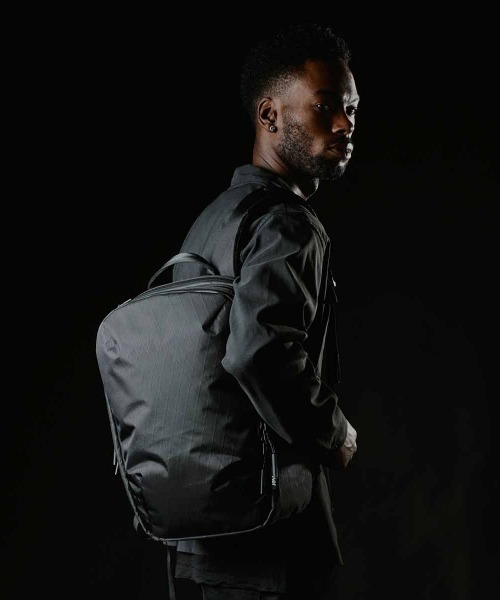 Aer（エアー）の「Aer（エアー）Day Pack2 X-PAC（バックパック/リュック・メンズ・ブラック・FREE）」の16枚目の写真