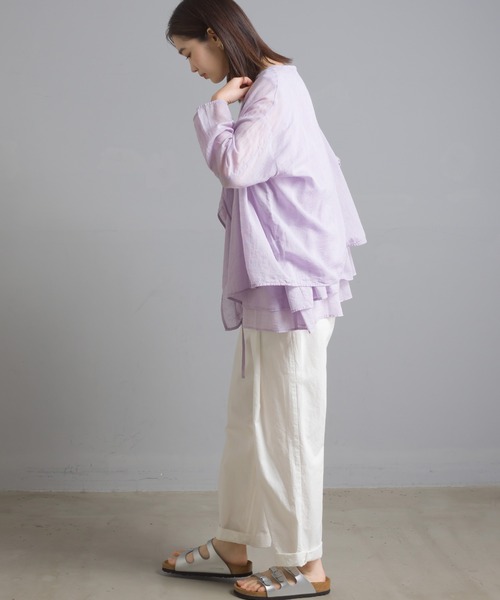OMNES（オムネス）の「先染め綿麻シャンブレー カシュクールブラウス（シャツ/ブラウス・レディース・ブラック/ベージュ/オフホワイト/ラベンダー・FREE）」の8枚目の写真