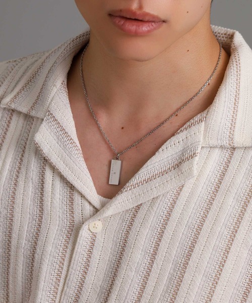 LION HEART（ライオンハート）の「【限定展開】“LH-1”ロゴプレートネックレス/サージカルステンレス（金属アレルギー対応）【LION HEART / ライオンハート】（ネックレス・メンズ・ブラック/シルバー・50cm）」の18枚目の写真