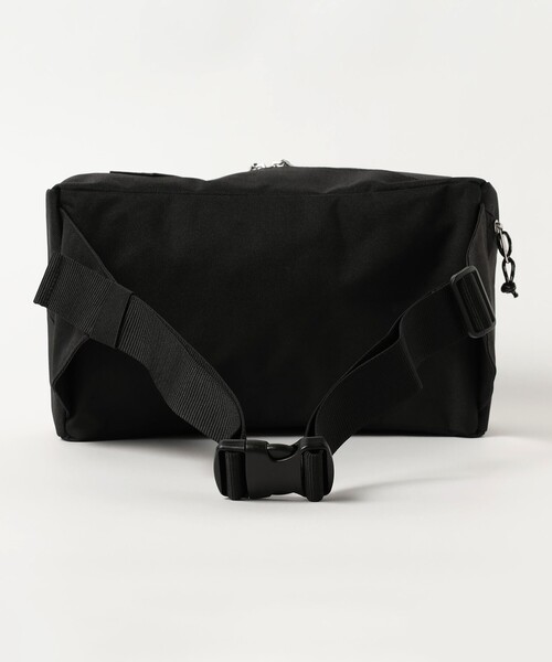 BEAMS HEART(ビームスハート)の「【ユニセックス】ポリエステル 杢素材 ツイスト ジップ ウエストバッグ(ボディバッグ/ウエストポーチ・メンズ・チャコールグレー/ブラック/グレー系その他/ブラック系その他4・ONE SIZE)」の17枚目の写真