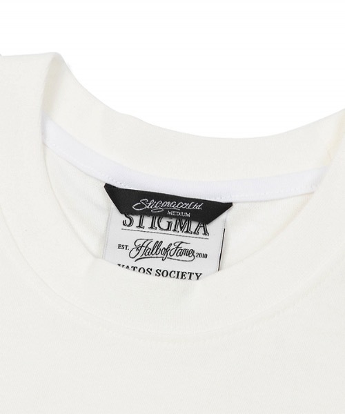 STIGMA（スティグマ）の「【STIGMA 】オールドイングリッシュ スタンダードフィットティーシャツ / OLD ENGLISH STANDARD FIT T-SHIRTS（Tシャツ/カットソー・メンズ・ブラック/アイボリー・MEDIUM/LARGE/X-LARGE）」の4枚目の写真