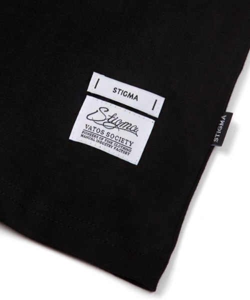 STIGMA（スティグマ）の「【STIGMA 】オールドイングリッシュ スタンダードフィットティーシャツ / OLD ENGLISH STANDARD FIT T-SHIRTS（Tシャツ/カットソー・メンズ・ブラック/アイボリー・MEDIUM/LARGE/X-LARGE）」の13枚目の写真