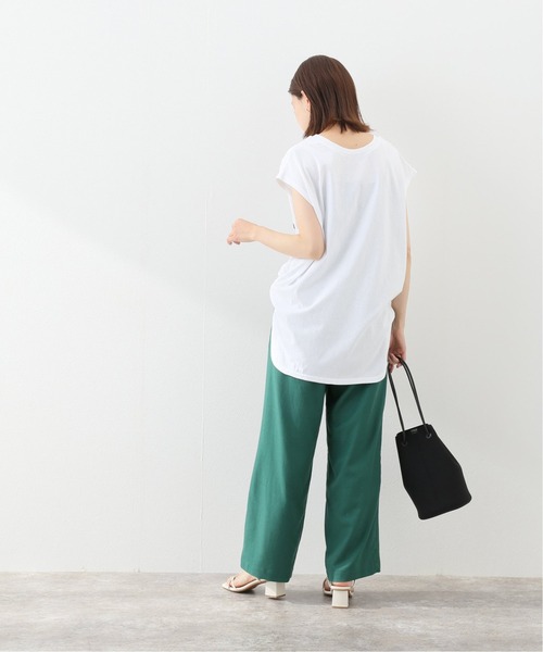 SLOBE IENA（スローブイエナ）の「カレッジフレンチスリーブTシャツ【手洗い可能】◆（Tシャツ/カットソー・レディース・ホワイト/ネイビー/ブラウン・FREE）」の17枚目の写真