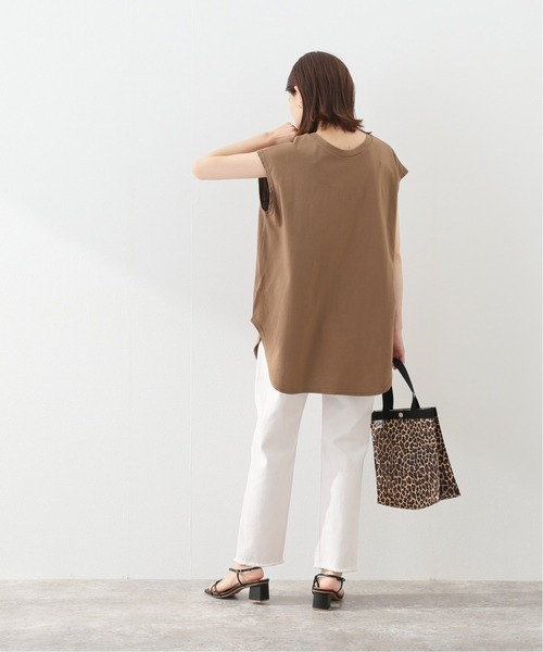 SLOBE IENA（スローブイエナ）の「カレッジフレンチスリーブTシャツ【手洗い可能】◆（Tシャツ/カットソー・レディース・ホワイト/ネイビー/ブラウン・FREE）」の13枚目の写真