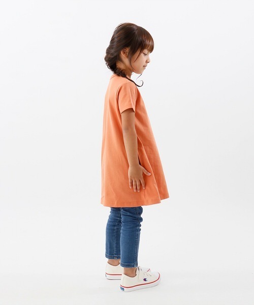 Champion(チャンピオン)の「【Champion/チャンピオン】キッズ ベーシック チュニックTシャツ(チュニック・キッズ・オレンジ・100/120/130/140/160/150/110)」の6枚目の写真