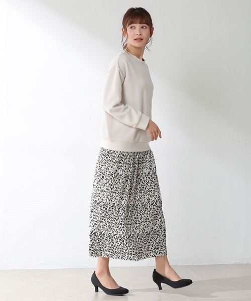 Honeys（ハニーズ）の「きれいめスエットトップス（スウェット・レディース・ブラック/ライトベージュ/スミクロ/モカ/ブルー系その他/ピンク・LL/S/M/L）」の20枚目の写真